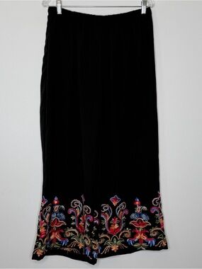 Liv Los Angeles Embroidered Hem Black Wide Leg Pant